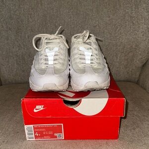 Nike Air Max 95 in White